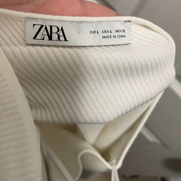 Zara One Shoulder White Ribbed Turtleneck Sweater Crop Size L - Picture 4 of 5